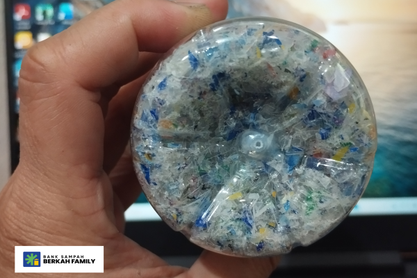 ecobrick, daurulang, sirkular, ramahlingkungan, ecogreen